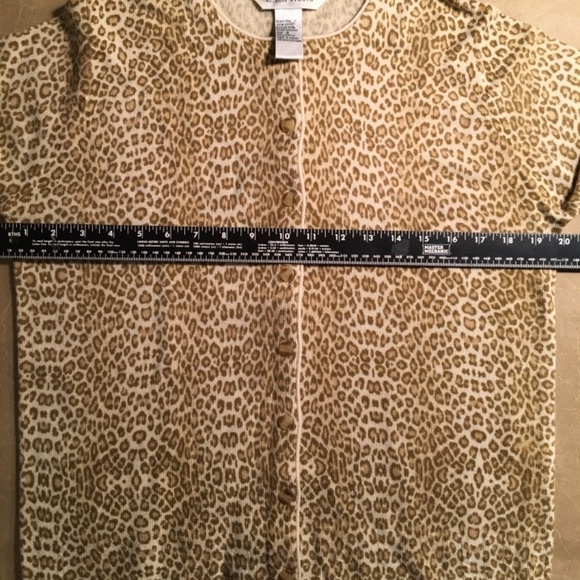 MELROSE STUDIO Cardigan, GOLD LEOPARD PRINT, Long Sleeves, NWOT, Size S - Picture 4 of 8